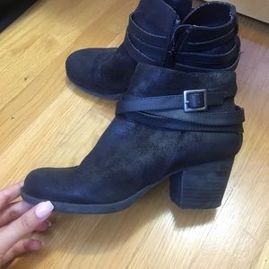 DSW black booties